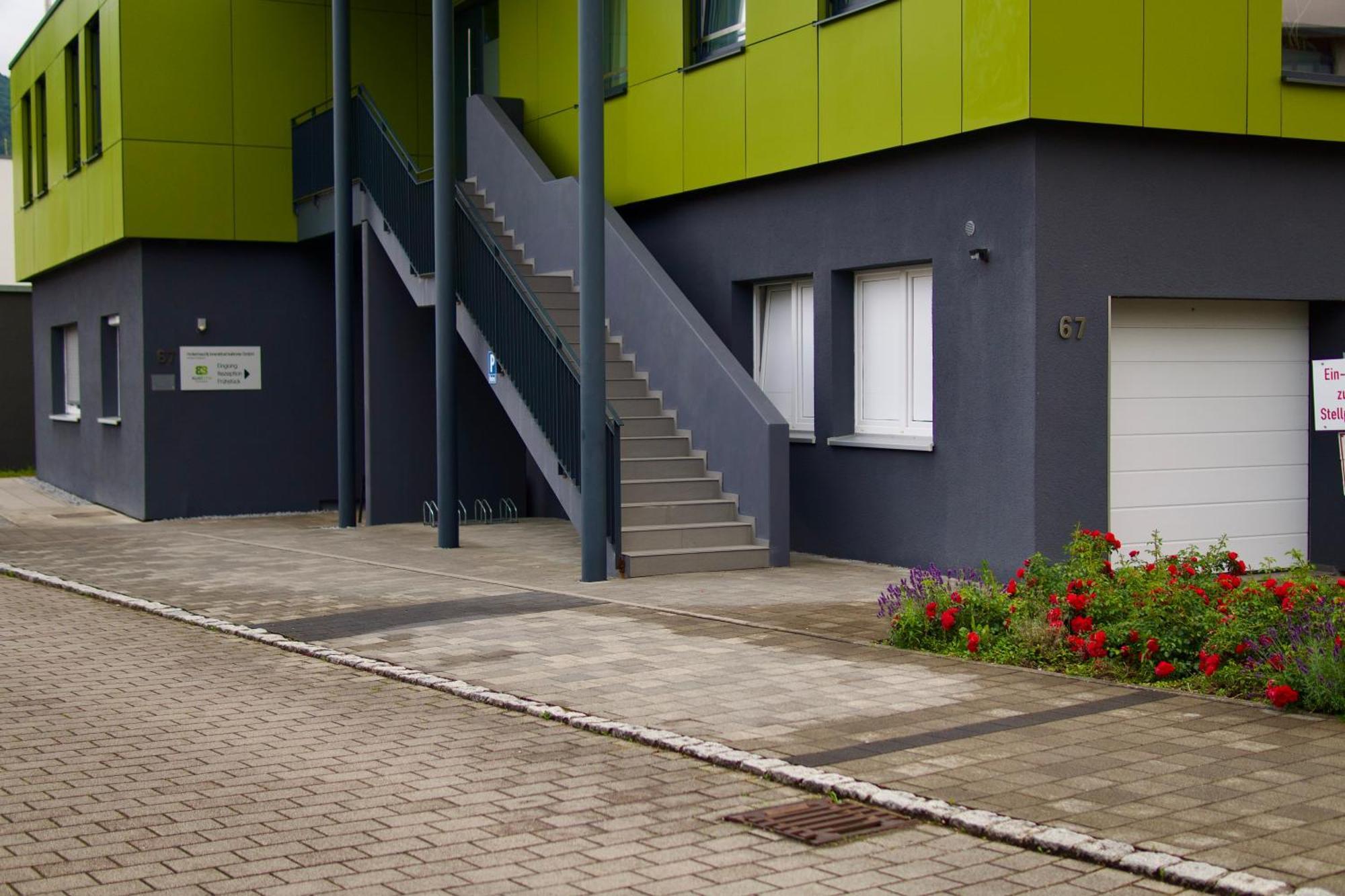 Bed & Breakfast Outlet Hotel Dettingen an der Erms Exteriér fotografie